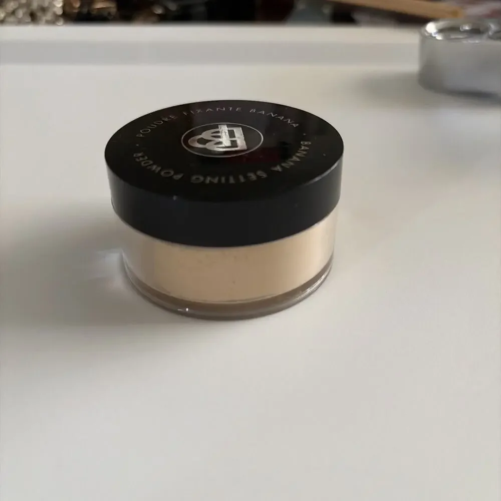 Bellapierre Banana Setting Powder Medium 4g/0.14oz Full Size Sealed Makeup